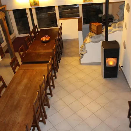 Mayen2003 Anzere Guest house
