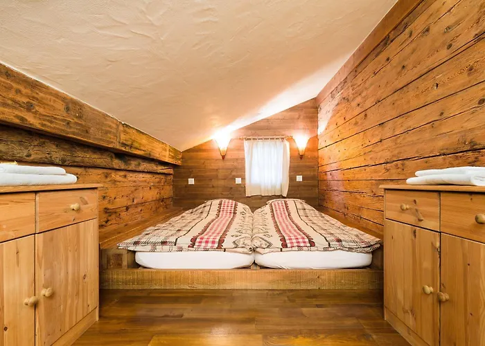 Mayen2003 Anzere Gasthuis *